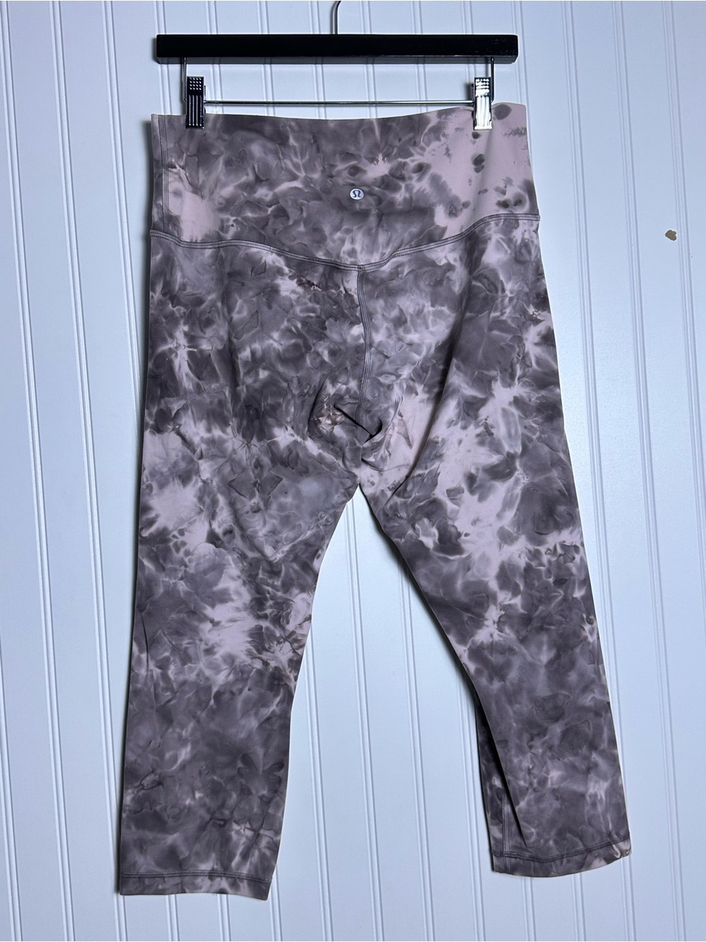 Lululemon Align High-Rise Crop 21"
Diamond Dye Mink Bery Lunar Rock Shadow Grey - Picture 8 of 13
